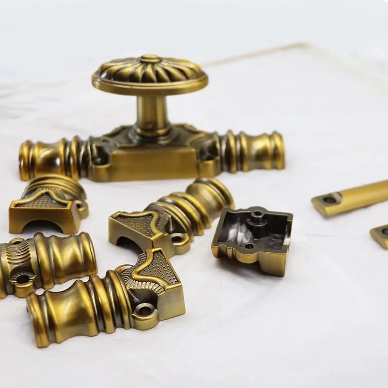 Imagem -03 - Vintage Cremone Bolt Personalizar Tamanho Porta Janela Fechadura da Mobília Acessórios Retro Gravado Antigo Armário de Bloqueio