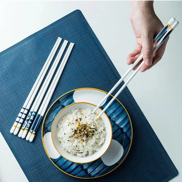 1Pair White Ceramic Chinese Style Chopsticks Bone Porcelain Long Ceramic Chopsticks Sushi Chopstick Tableware Gifts