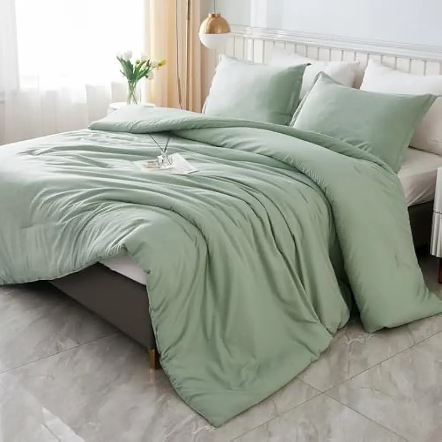 

Sage Green Queen Comforter Set, 3-Piece Lightweight Down Alternative Bedding with Pillowcases