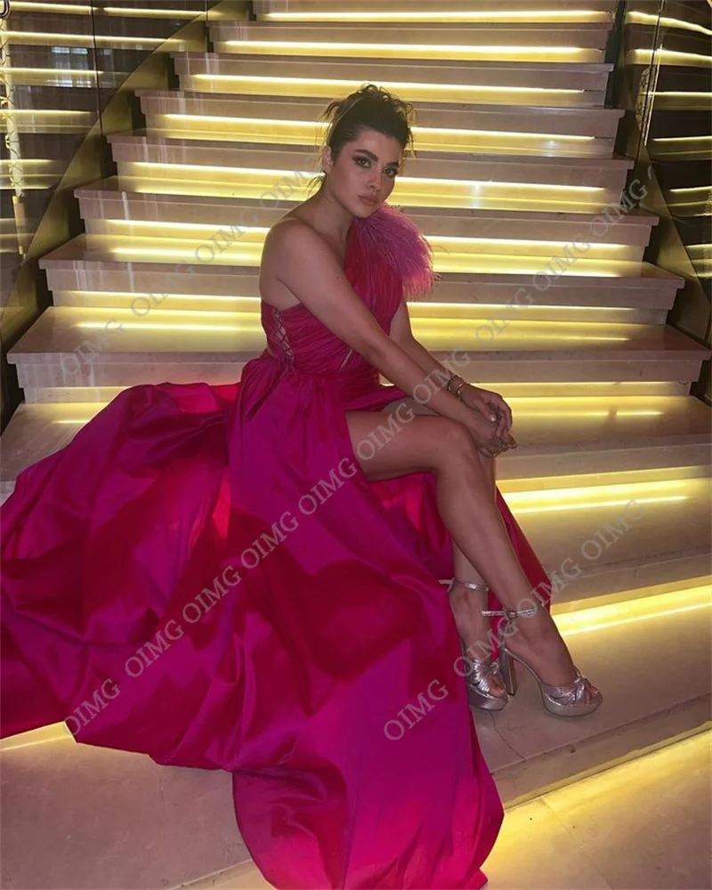 OIMG Fuschia Saudi Arabic Side Slit Club Night Prom Dresses Dubai Women One Shoulder Feather Evening Gowns Formal Party Dress