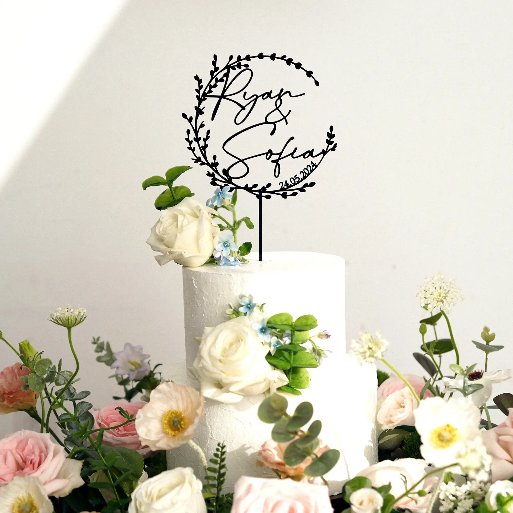 Gold Wedding Cake Topper with date Custom Couples Script Cake Topper for Weddings Rustic Anniversary Party Cake Decoration