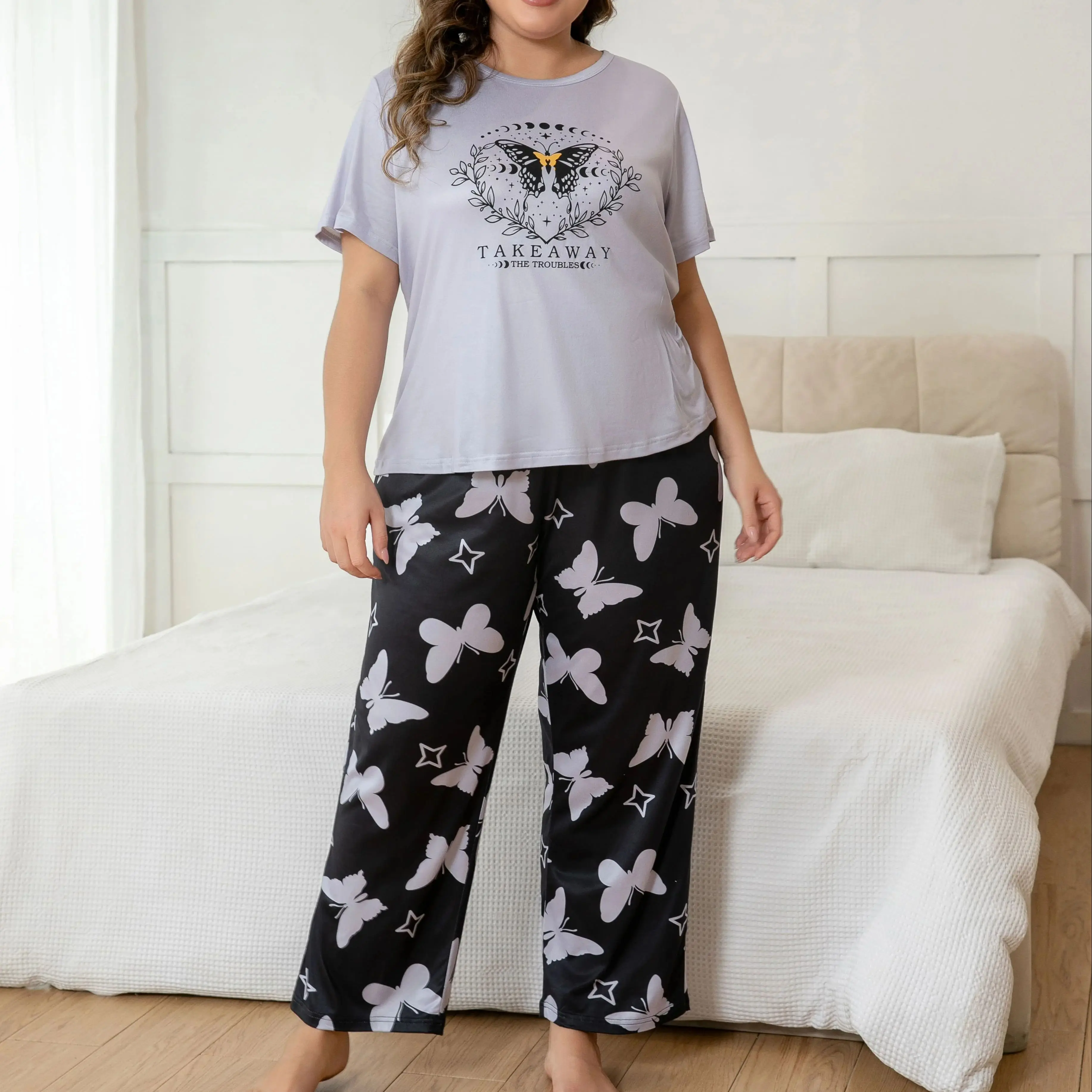 Plus-size Ladies Casual Light purple butterfly print short sleeve trousers pajamas set - suitable for home