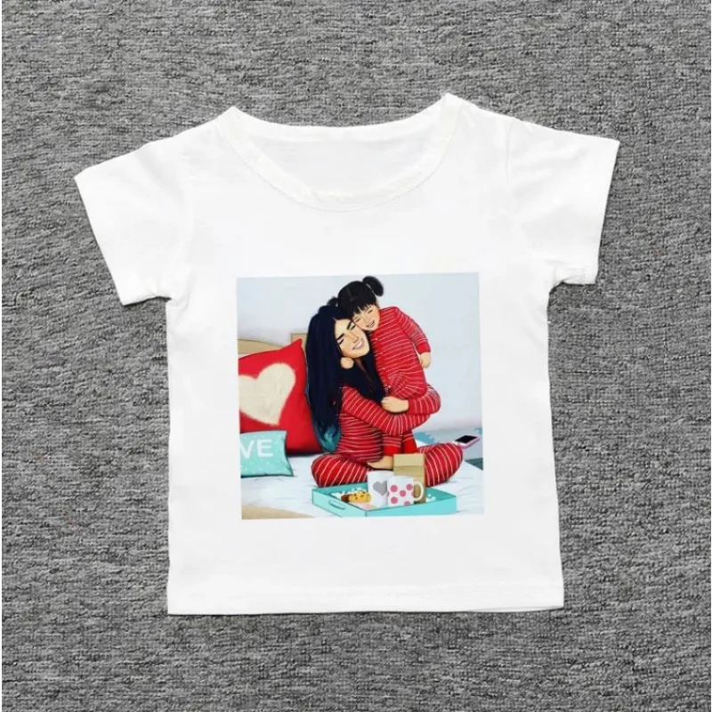 Rainha mãe e filha camiseta, bonito, bonito, tops de manga curta, roupas impressas para crianças, meninas e meninos, roupas de verão