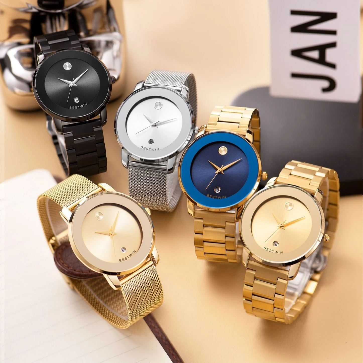 Gold Ultra Thin Men's Quartz Watch 4