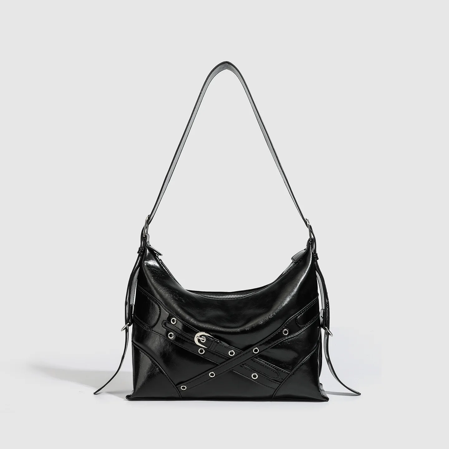 

2025 new American Spice Girl locomotive bag oil wax punk style shoulder tote bag large capacity commuter messenger bag tide