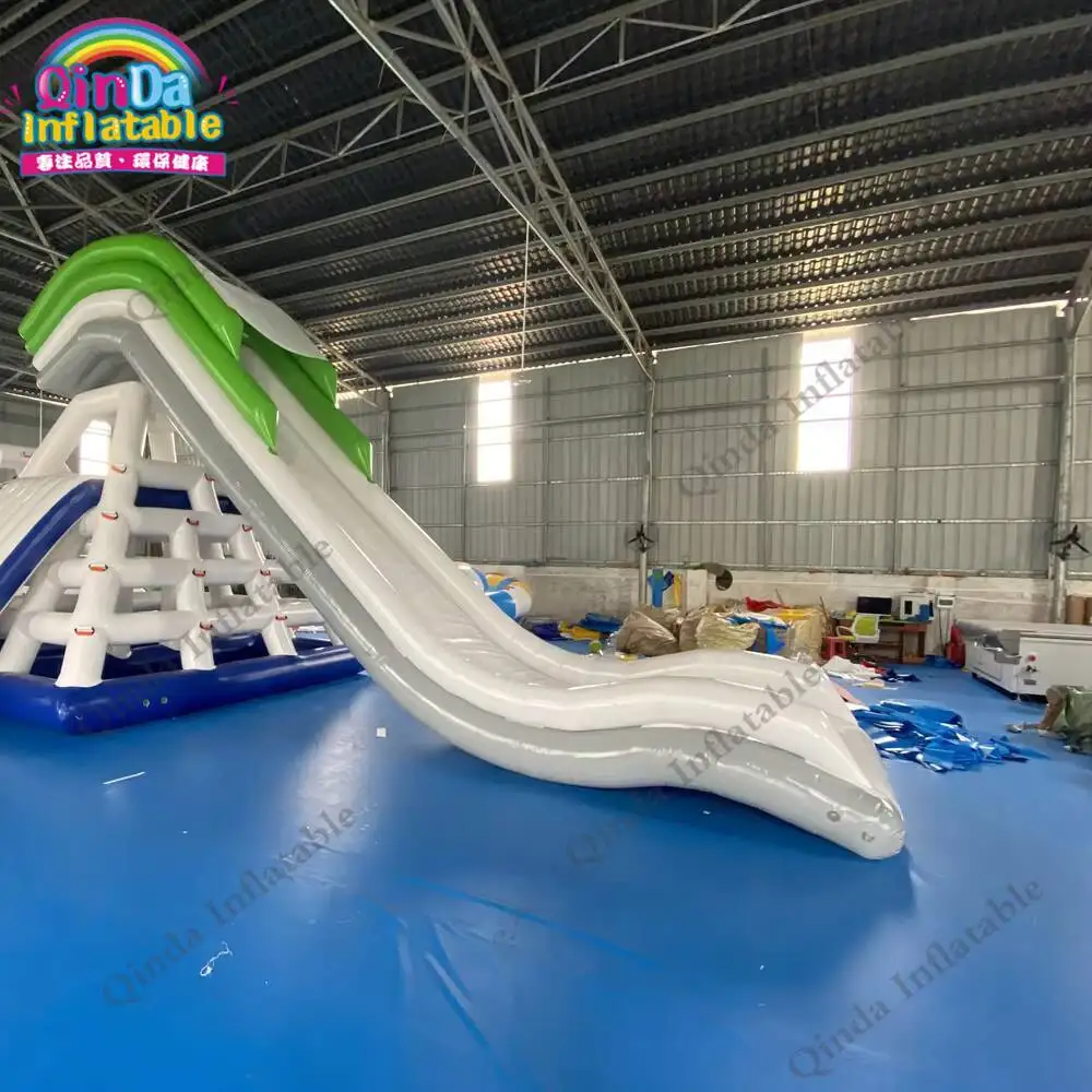 2025 Hot Product Inflatable Dock Slides Customized Floating Inflatable Yacht Slide For Boat