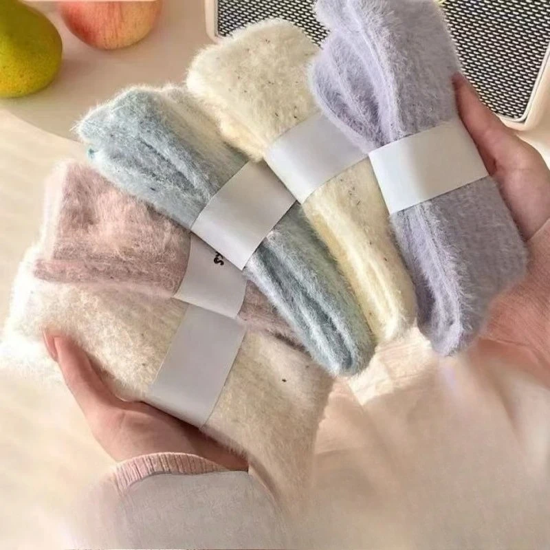 6 Pairs of Autumn and Winter Stacked Women's Socks Fashionable New Style Versatile and Simple Warm Velvet Women's Socks 2025