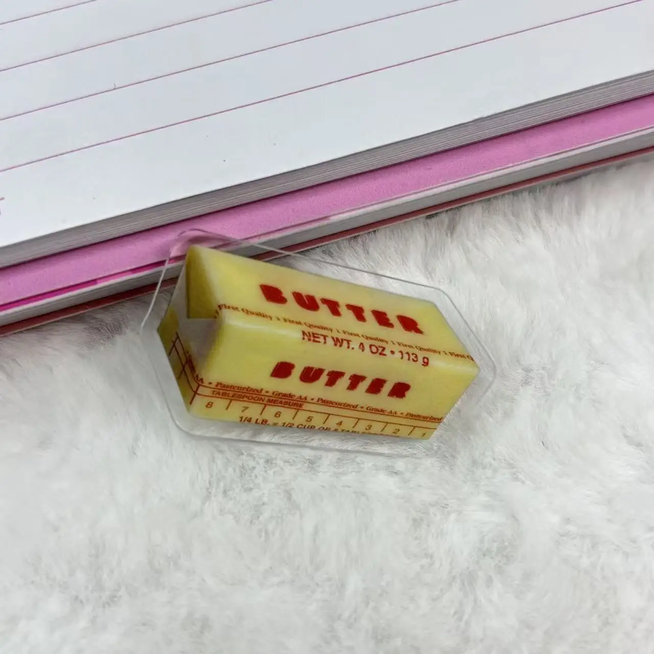 Butter acrylic refrigerator magnets,cute refrigerator decorations,personalized magnetic decorations,bedroom wall decorations