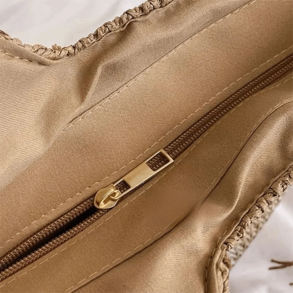 

With Tassels Straw Beach Bag Large Capacity Comfortable Handle Large Shoulder Bag Zipper Closure Lightweight Ladies Handbags