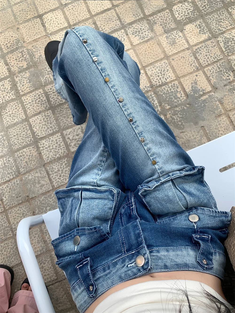 Celana Menyala Wanita Musim Gugur Musim Dingin 2025 Jeans Kargo Bawah Lonceng Korea Y2k Jeans Skinny 2000S Melar Rendah Koboi Bertumpuk