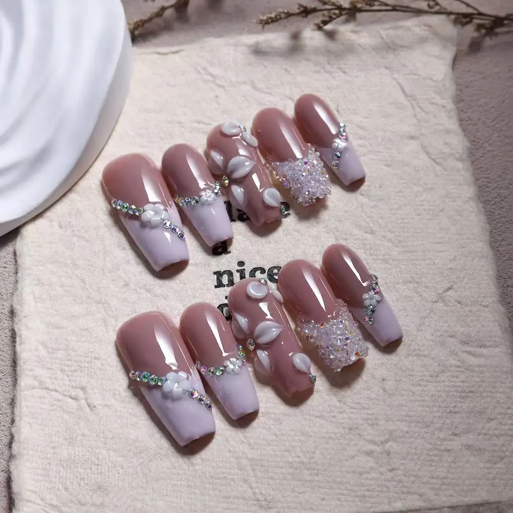10pcs high-end This pure and elegant style features hand-painted three-dimensional carvings and sparkling small diamond handmade