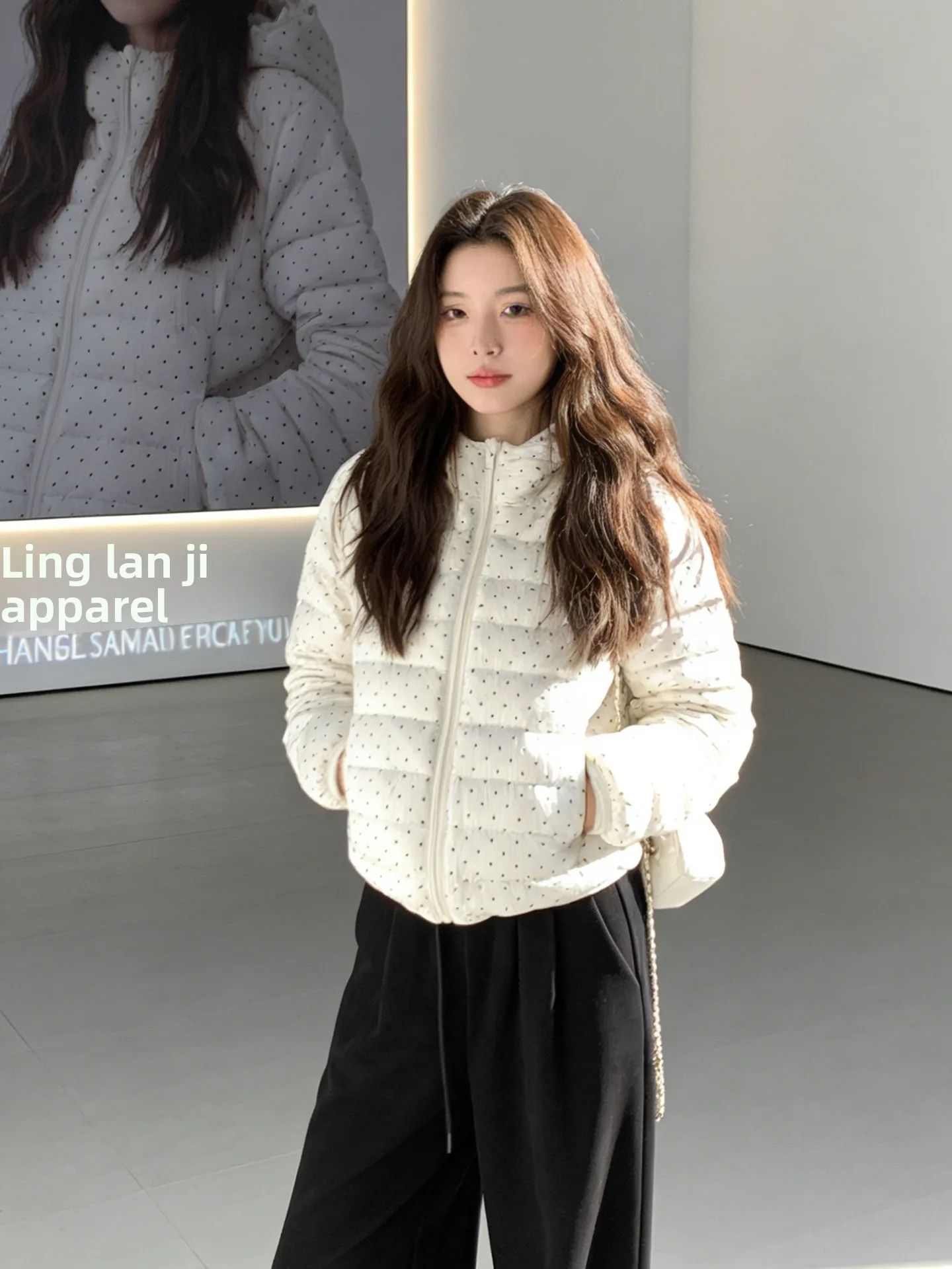 

Корейская легкая женская куртка-пуховик с капюшоном в горошек, осенне-зимняя, маленький размер, теплая, для повседневной носки, модная