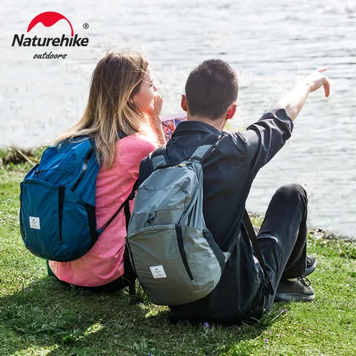 Imagen 2 del producto Naturehike-mochila plegable de silicona para senderismo al aire libre, bolso impermeable portátil ligero de 18L y 22L, para piel de hombro