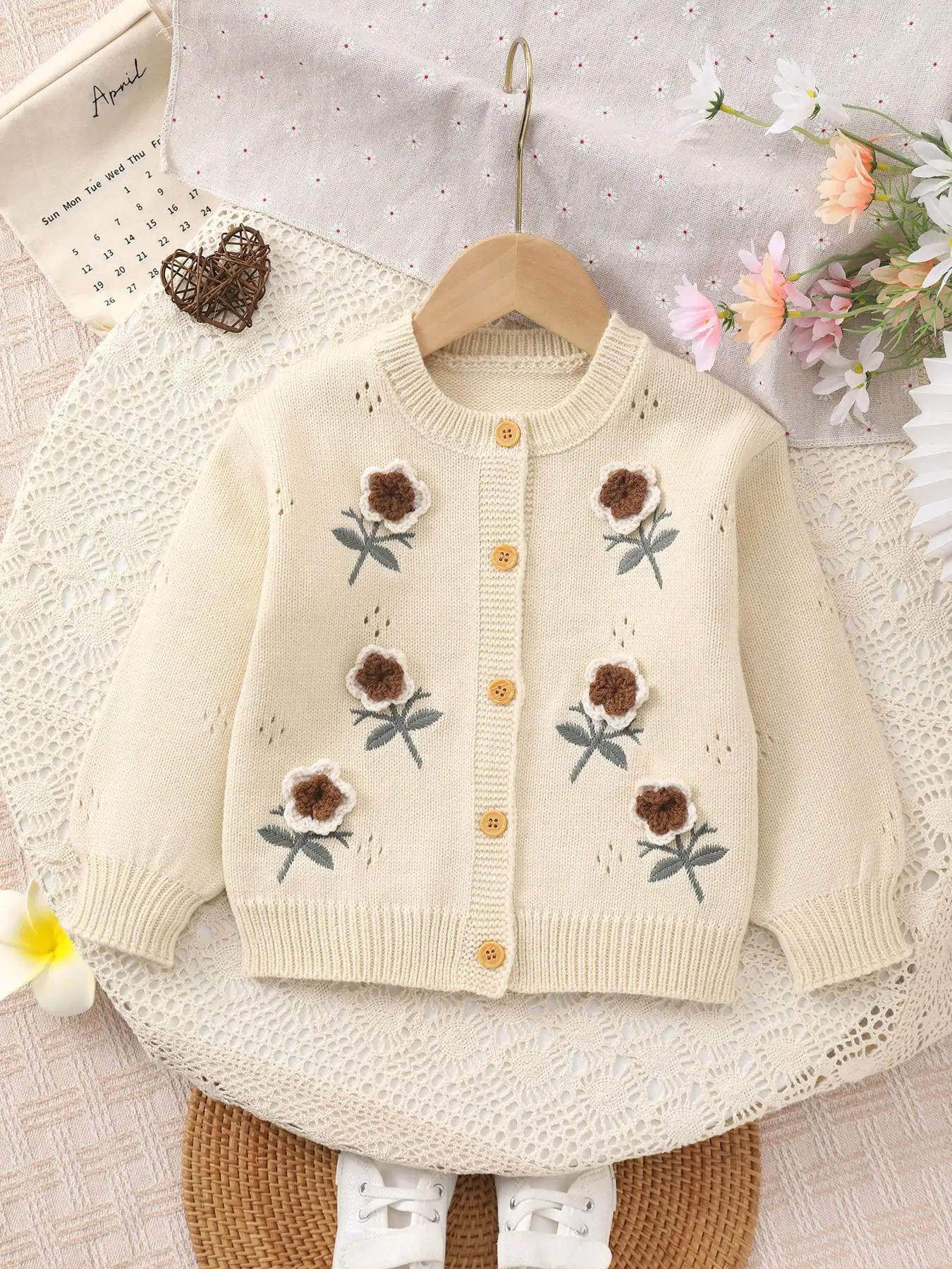 Baby Girl's Gentle Forest-Style Three-Dimensional Floral Embroidery Knitted Round-Neck Cardigan Sweater