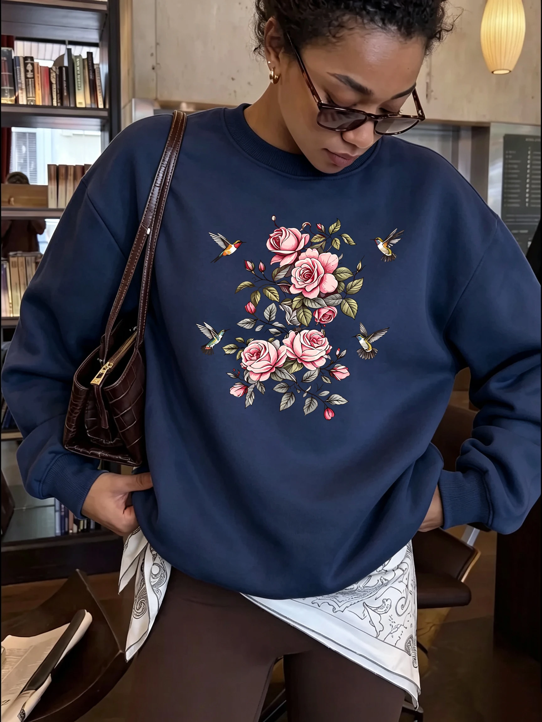 Rosa Rosen-Kolibri-Blumenmuster, Damen-Pullover mit Rundhalsausschnitt, Y2K-Sport-Sweatshirt, Herbst, lockere Kleidung, Fleece, Jogging, Streetwear – Detail 12