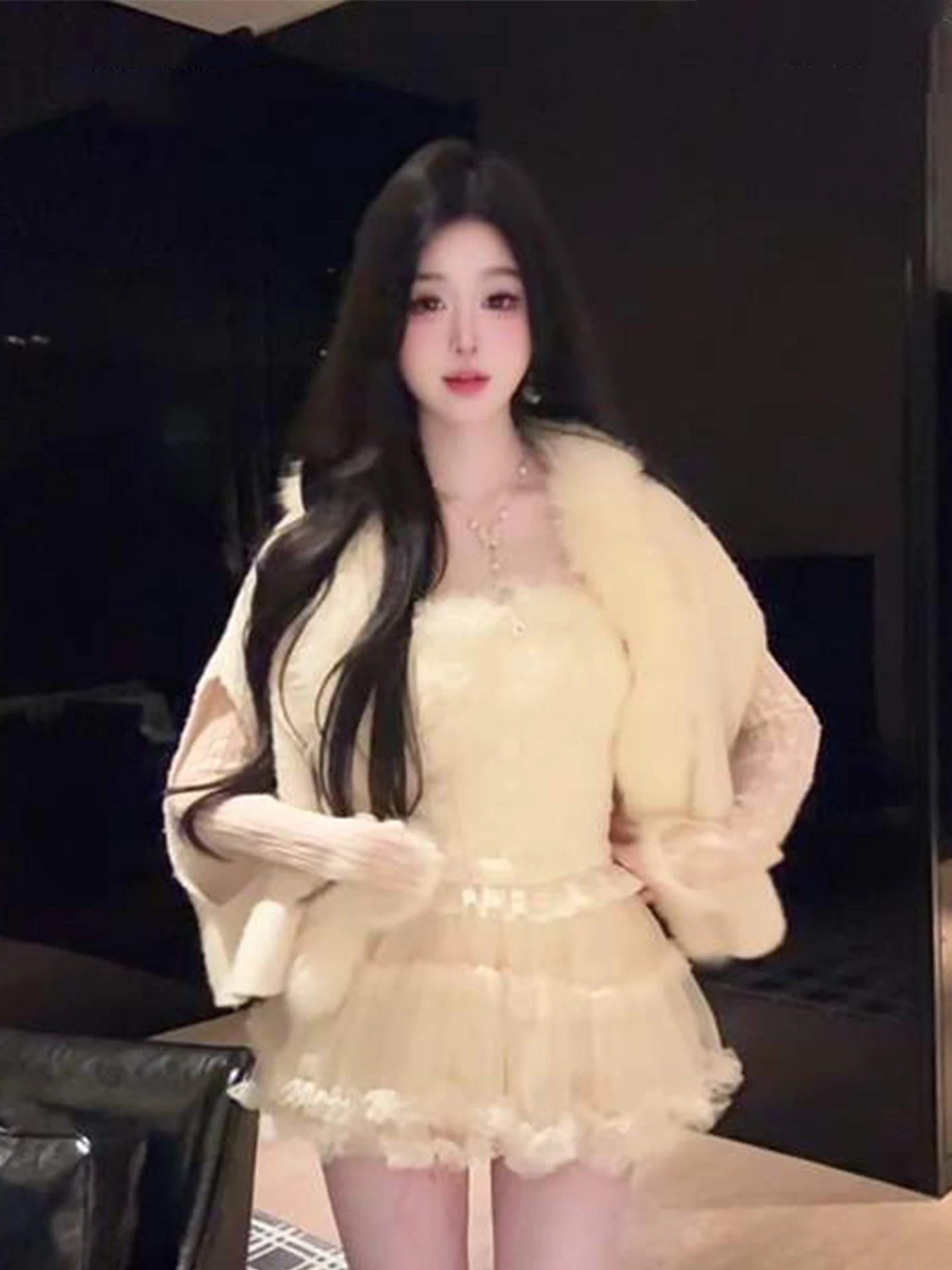 

Комплект XZY: Зимний женский комплект больших размеров с кружевными вставками на одно плечо и короткой юбкой А-силуэта с высокой талией в корейском стиле