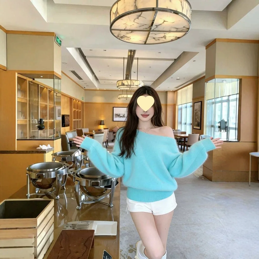Ladies' Soft Plushy Lake Blue Knitted Sweater Winter Fashionable Slimming All-Match Uniform Size Trendy Girl Style Warm Cozy