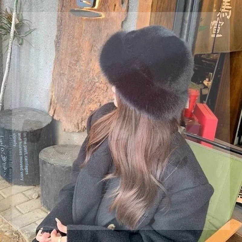 Women's Winter Fluffy Fisherman Hat Warm Thick Plush Furry Bucket Hat Fashionable for Street Wear Skiing Outdoor Activities