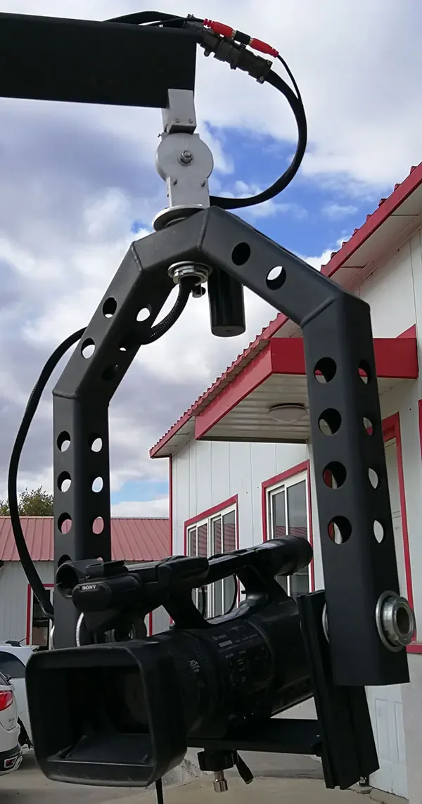 Camera-uitrusting 5,5 m / 18 ft schaar kraancamera met elektrische arm