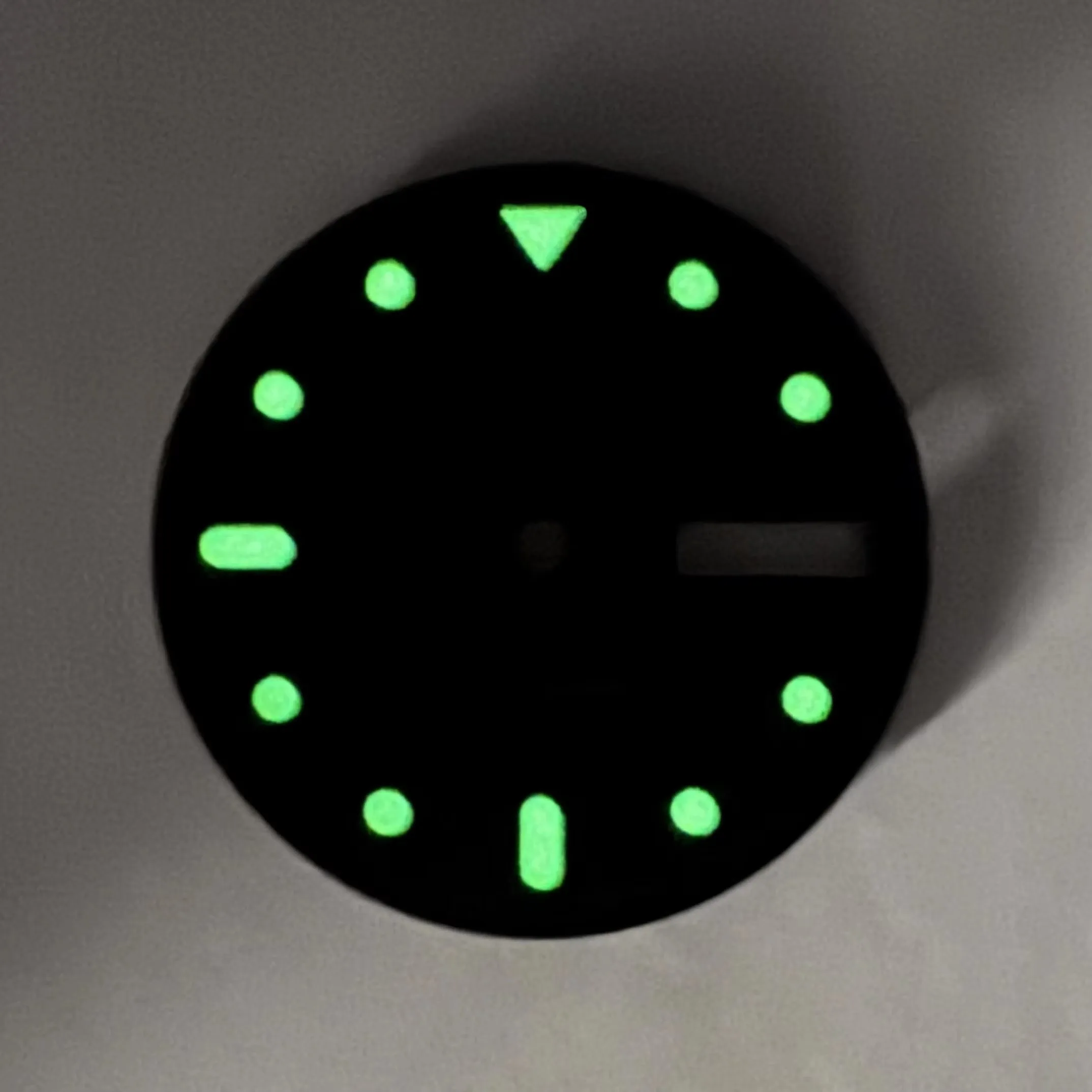 28.5mm S 5 Logo SKX007 Black Dial Suitable for NH36/4R36 Movement Green Luminous Dual Calendar Watch Modification Accessories