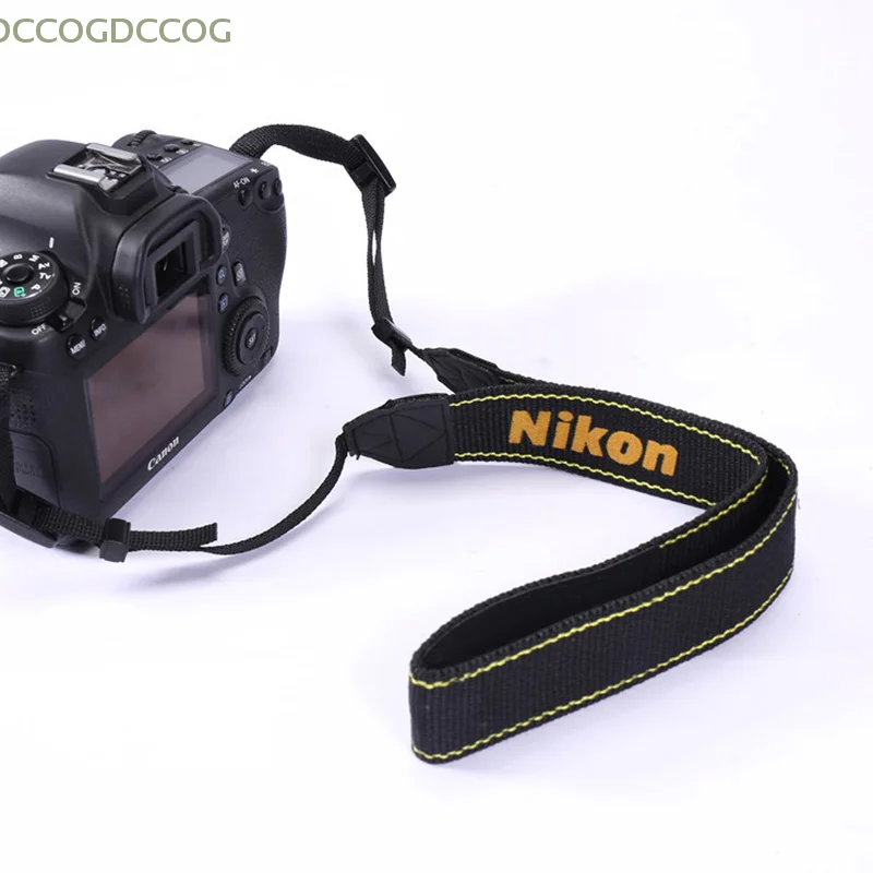 D850 D700 D7500 D750 D40 D50 D60 D70 D80 D90 D7000 D7200 D300 D800 D3100 Camllite CT-01 Tracolla per fotocamera per fotocamera Nikon