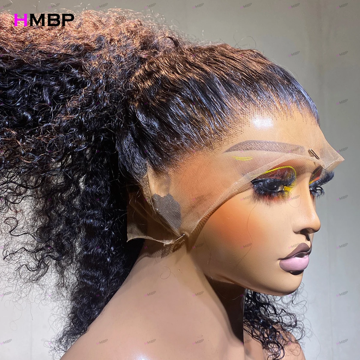 

450 Плотность 360 Полный парик шнурка Джерри Вьющиеся человеческие волосы Парик 13x6 HD Парик фронта шнурка Предварительно выщипанный бесклеевой парик с закрытием шнурка Волосы Remy