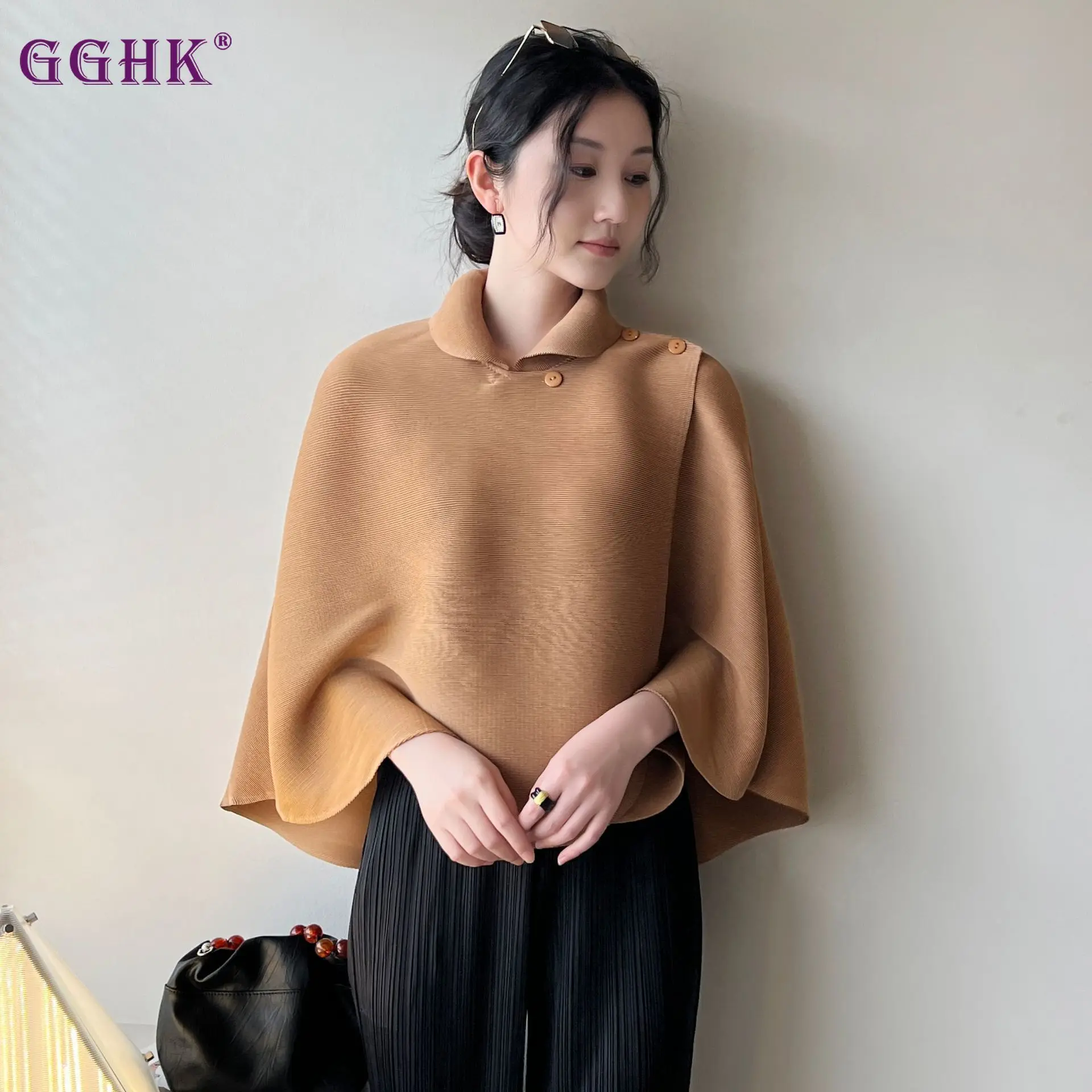 

Counter Quality Women Pullover 2026 Autumn Spring New Style Miyake High End Folded Korean Lazy Style Elegant Shawl Top