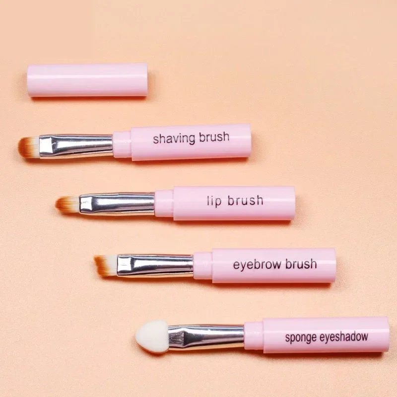 แปรงแต่งหน้าขนาดพกพา 4 in 1 พร้อมด้ามจับพลาสติก แปรงแต่งตา แปรงทาปาก อุปกรณ์แต่งหน้าอเนกประสงค์