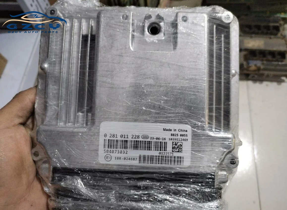 0281011228 ECU Original Engine Computer Board Electronic Control Unit EDC16C8 504073032 Suit For Iveco
