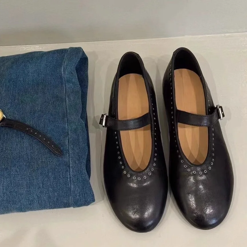 

Round-Toed Shallow Hollow Single-Strap Buckle Mary Janes Black Soft Leather Versatile Flats Buckled Women Shoes Chaussure Femme