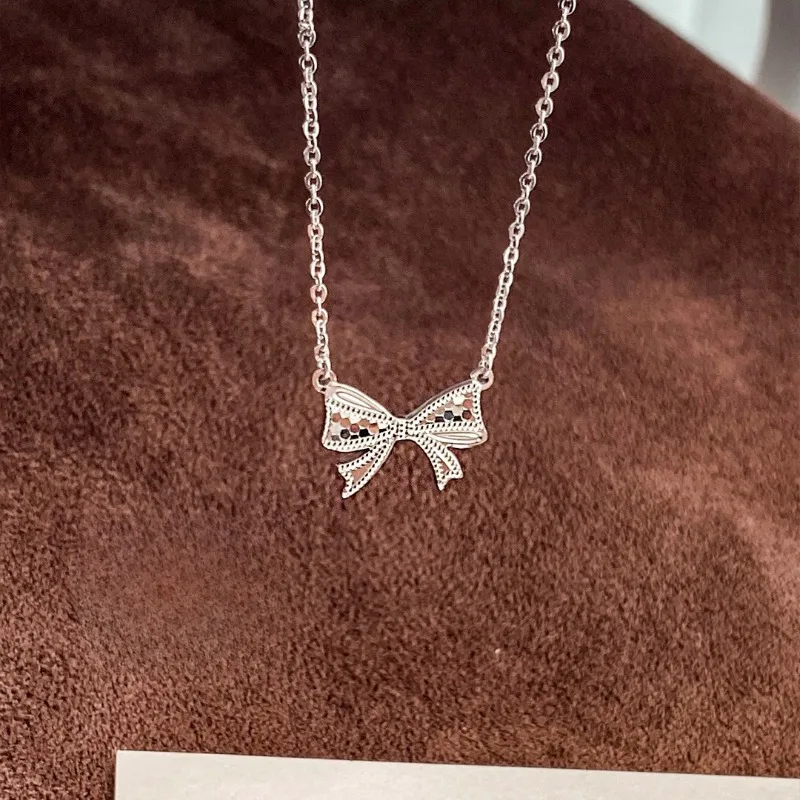 Bow Pendant Necklace for Women, Elegant Bowknot Choker, Minimalist High Sense Clavicle Chain Jewelry Gift