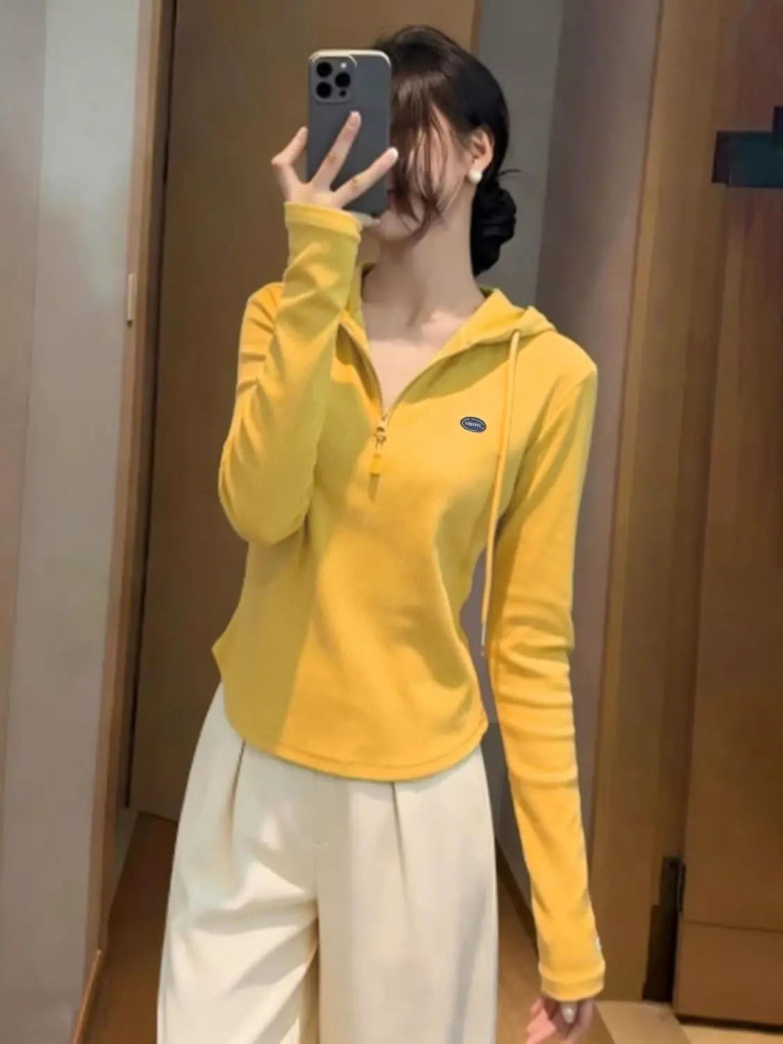 

Женская футболка с капюшоном и коротким рукавом Spring Vitality Yellow, с молнией, эффектом похудения, повседневная, для ношения под одеждой