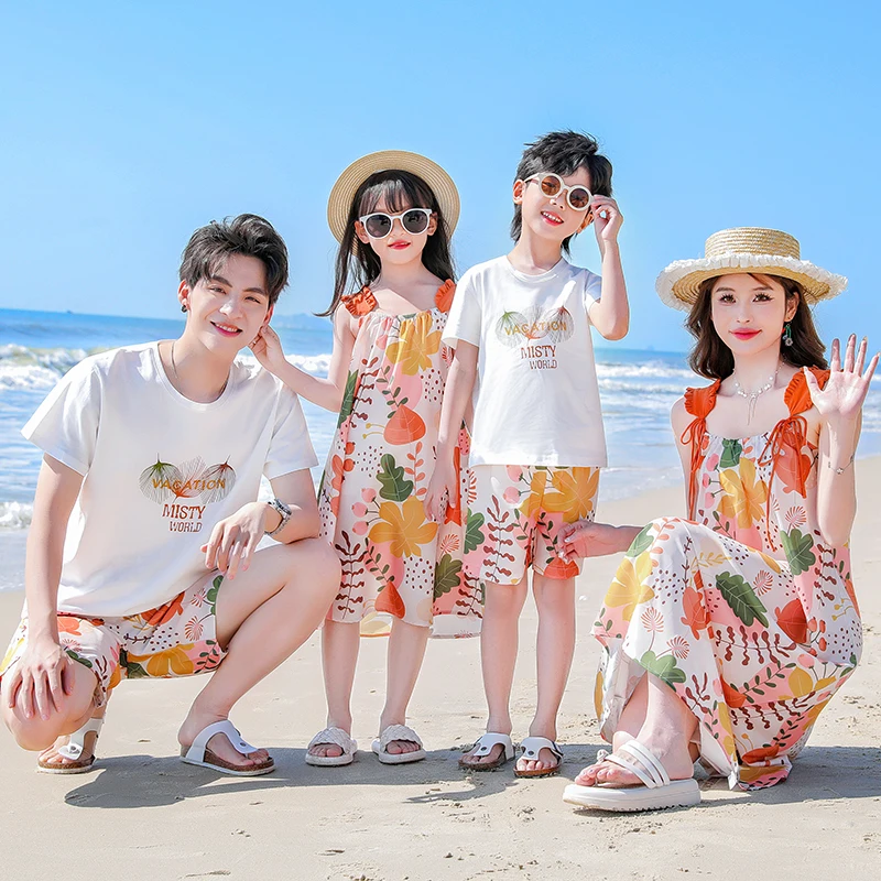 Matching Family Outfits Summer Beach Mum Daughter Floral Dress Dad Son T-shirt +Shorts Holiday Seaside Couples Clothing Set