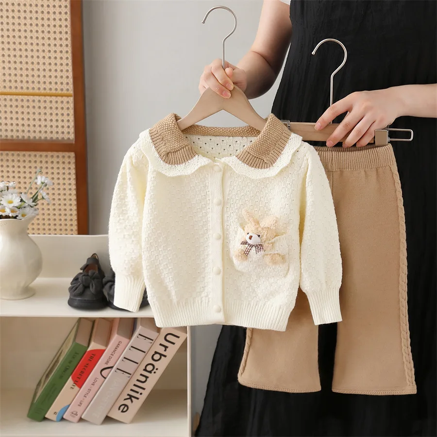 

Girls' sweater coat 2025 Autumn and winter new knitted set Cartoon bear little girl Pants two-piece set