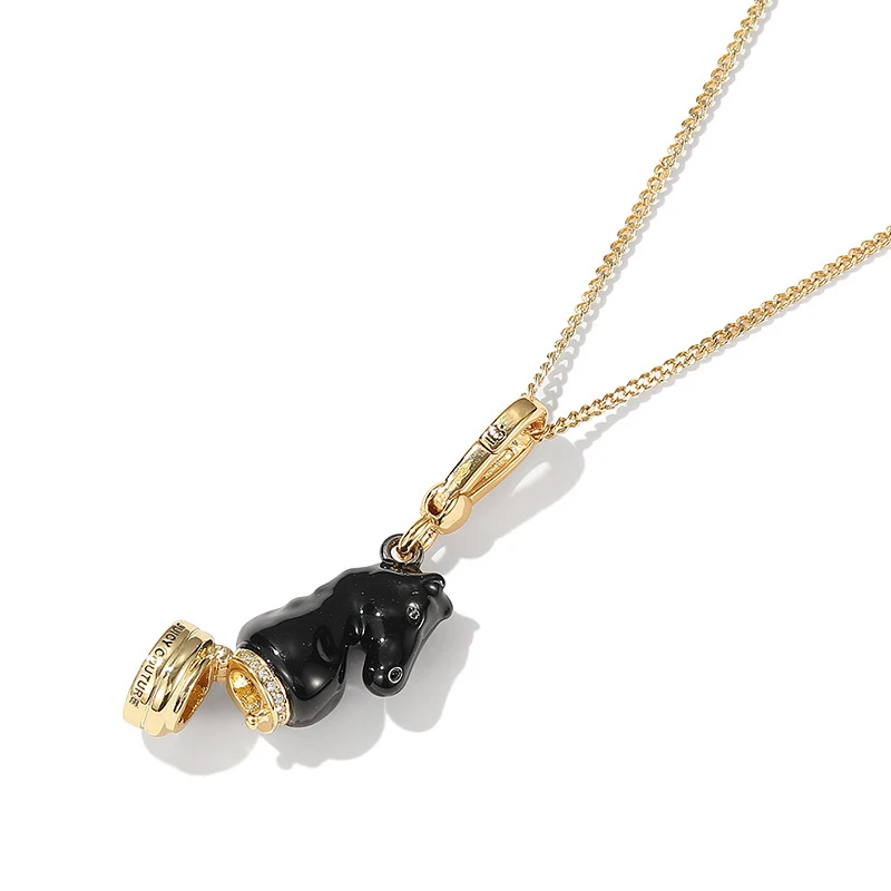 

1Pc Exquisite Enameled Black Horse Head Chess Piece Pendant,A Niche And Fashionable Bag Charm For Men And Women,Christmas Gift