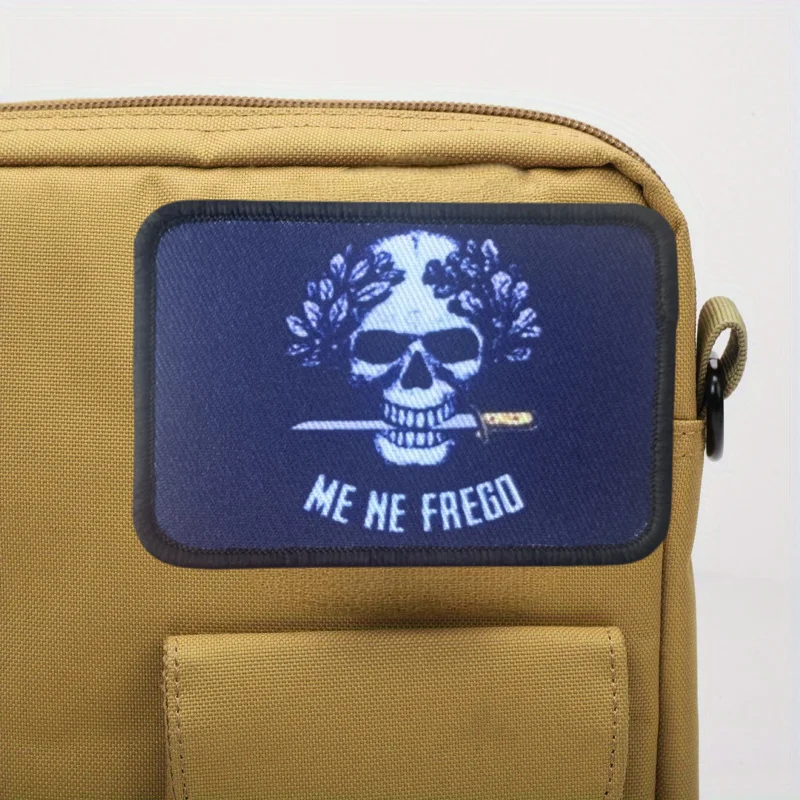 Me Ne Frego Parche Táctico Calavera Velcro para Mochila Militar - imagen 5