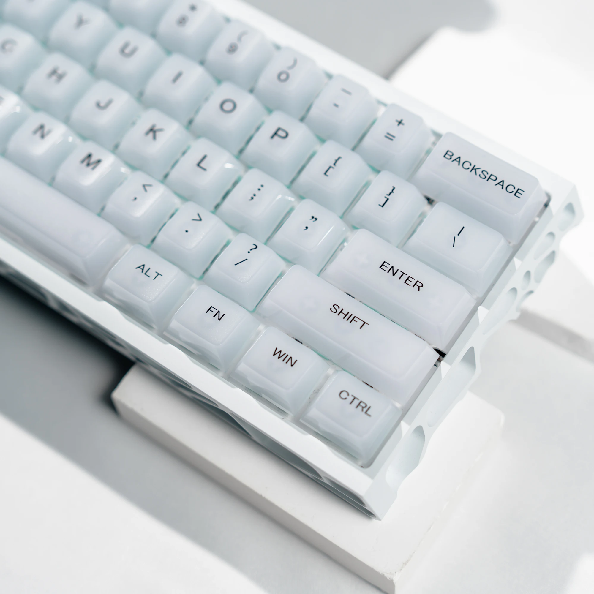 Frosty Jello RGB バックライト付き半透明キーキャップ 115 キー MDA プロファイル半透明 PC キーキャップ MX スイッチゲーミングキーボード用