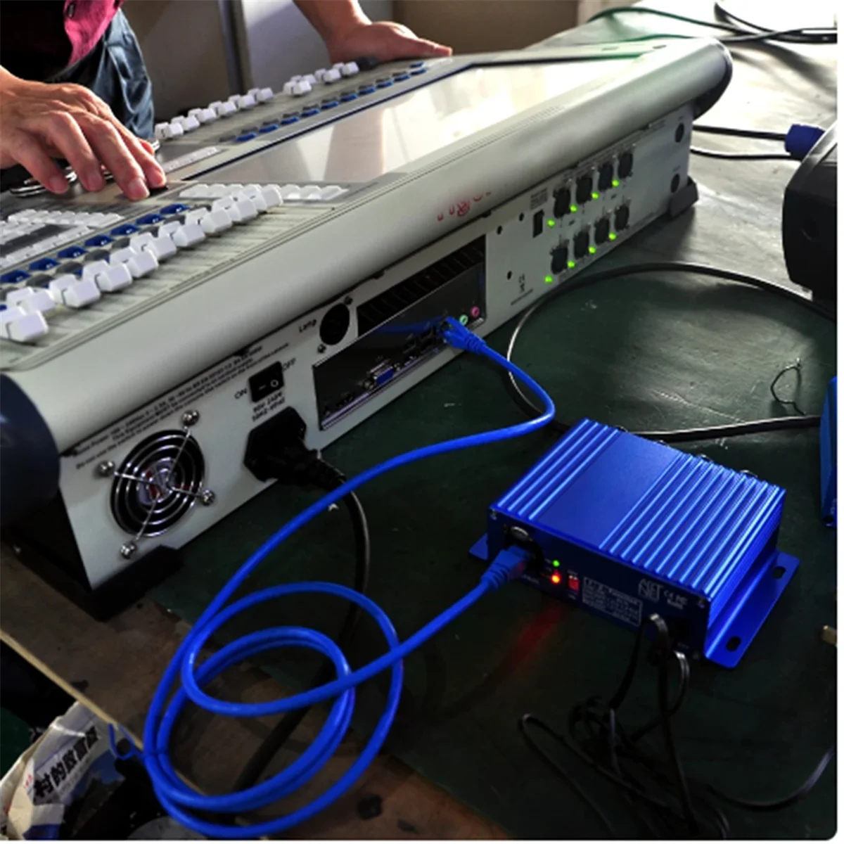 ArtNet-DMX 4 رباعية الاتجاه ArtNet DMX محول ثنائي الاتجاه 4 أنثى 3PIN XLR داخل/خارج إشارة تحويل إيثرنت الاتحاد الأوروبي التوصيل