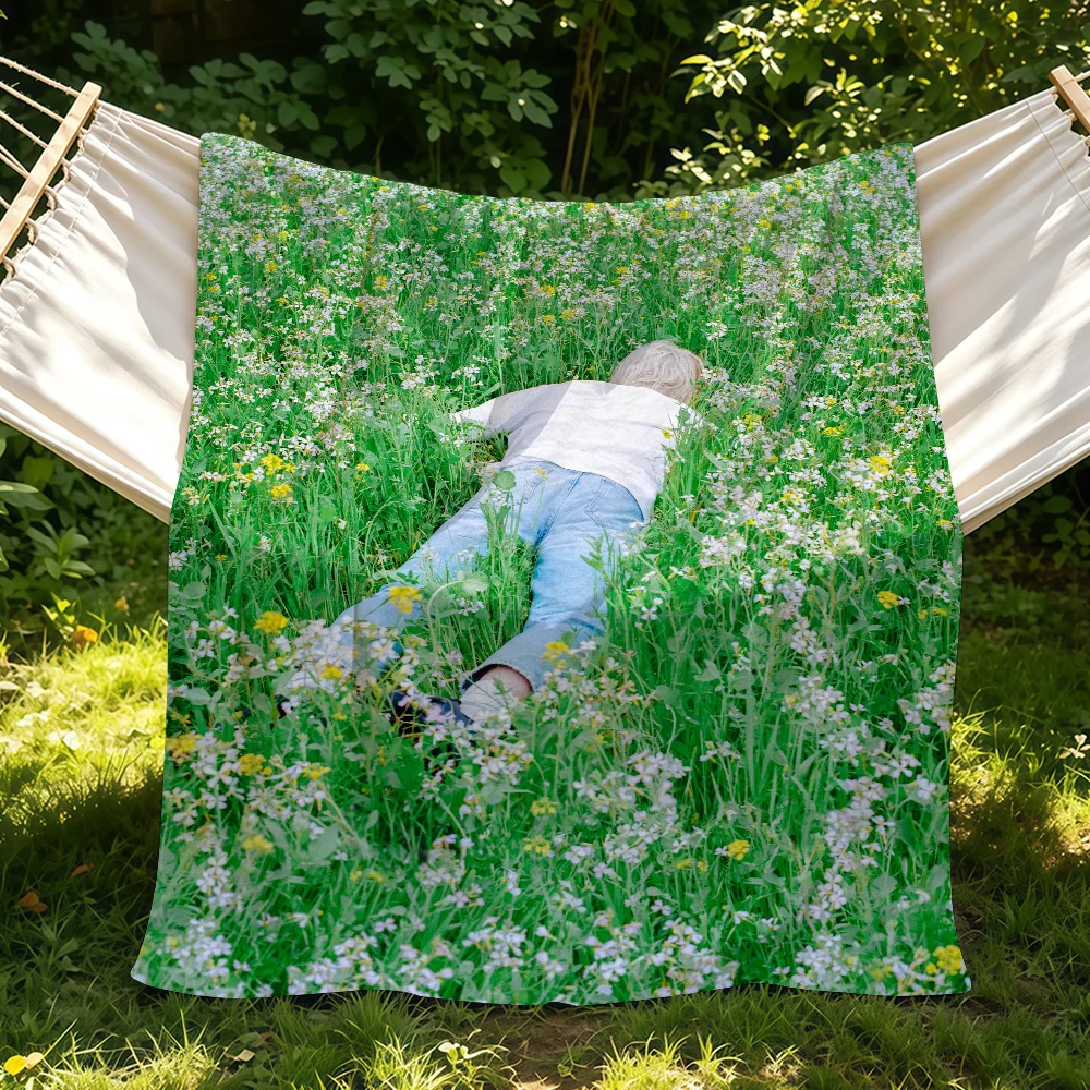 Singer Porter R-robinson Blanket Suitable For Sofas Beds Offices Cars Outdoor Travel An Ideal Gift For Friends Family