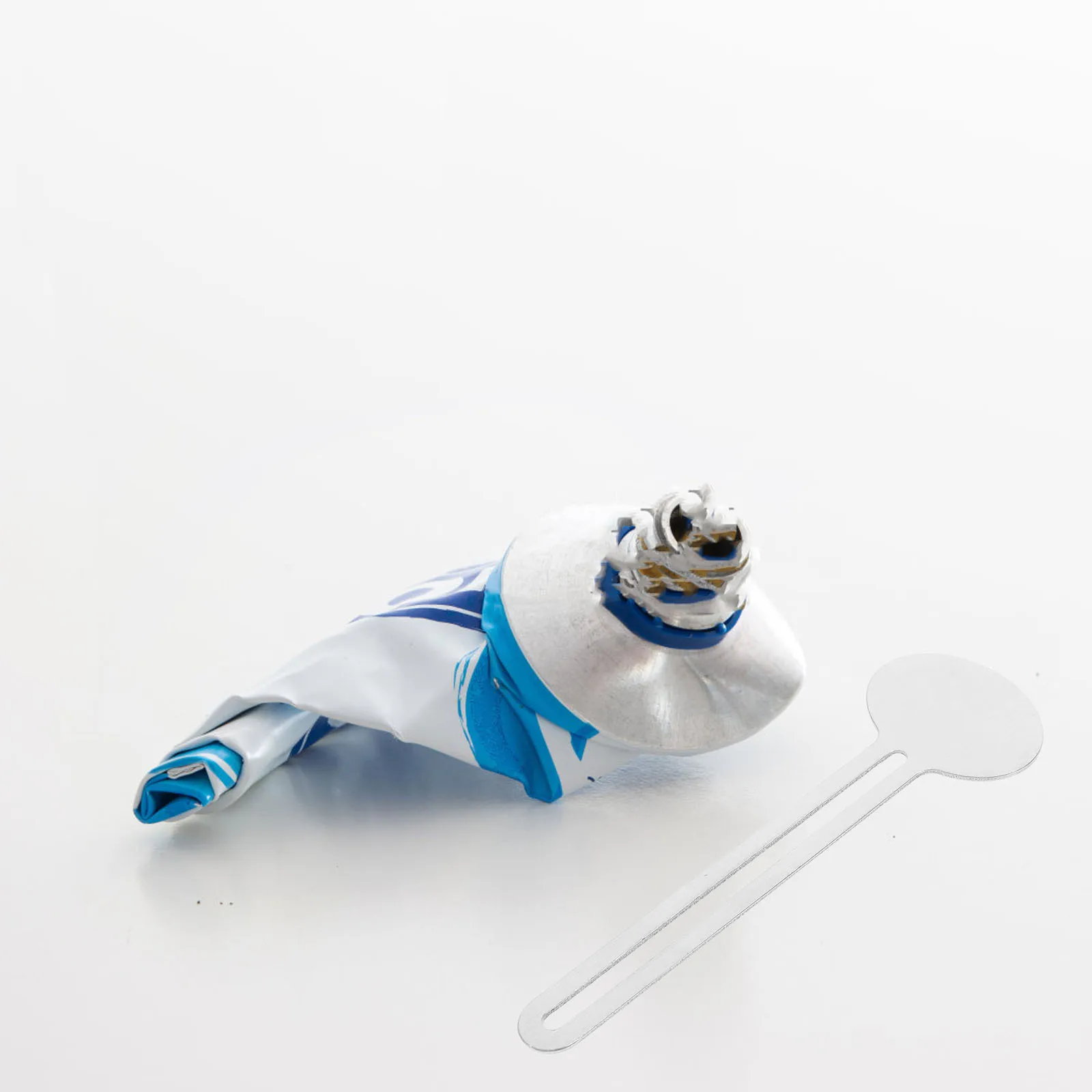 

6Pcs Tube Squeezer Tool Metal Toothpaste Squeezers Precise Control Waste Prevention Multifunctional Design Toothpaste