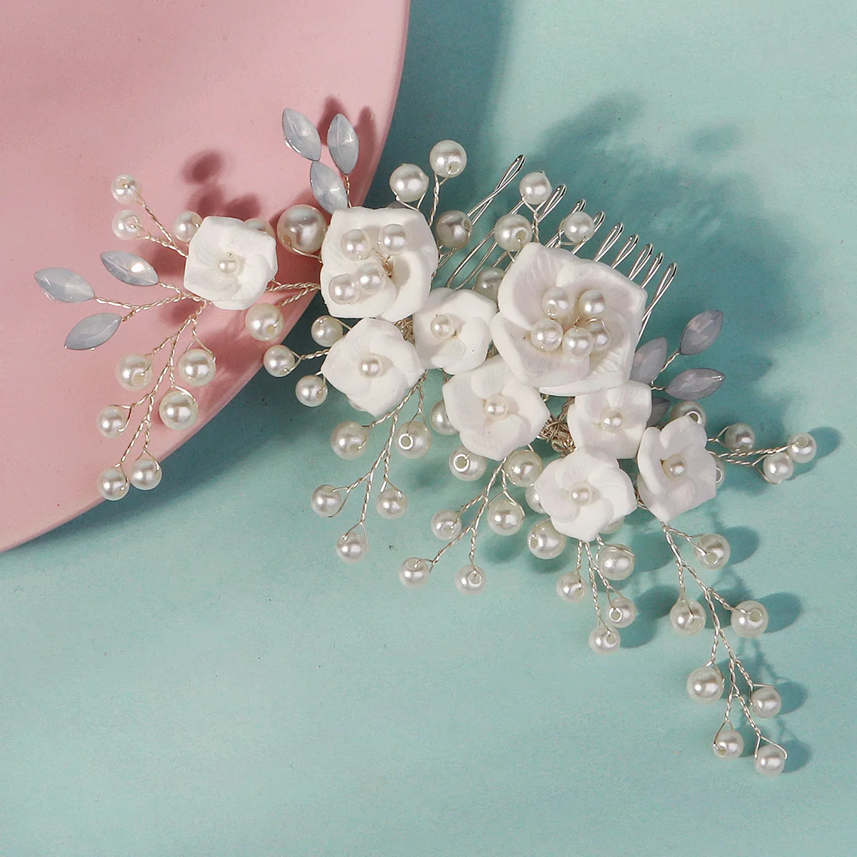 Elegante weiße Polymer Clay Blumen Damen Haarkämme Mode Kristall Perle Haarnadeln Braut Hochzeit Kopfschmuck Schmuck – Detail 9