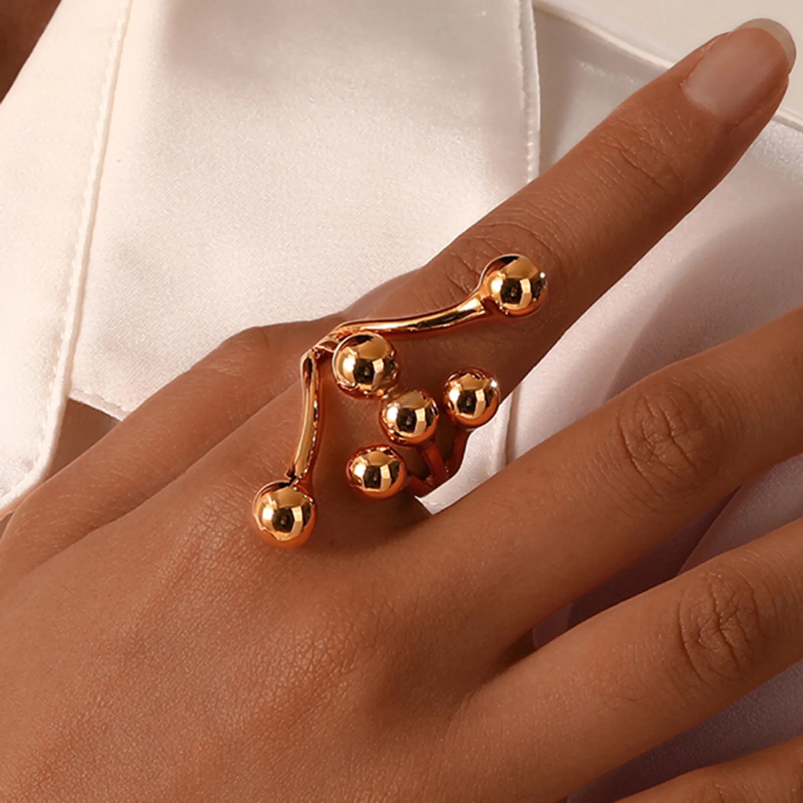 Vnox Y2K Gold Plated Balls Wrap Statement Ring for Women, Stainless Steel Fashion Wide Claw Finger Rings Unique Cocktail Ring