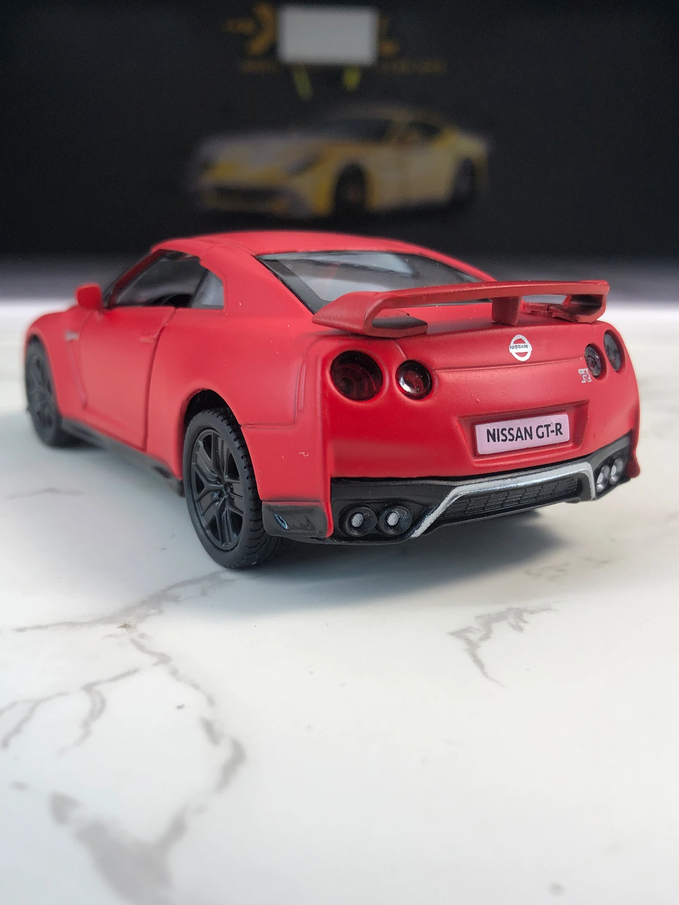 RMZ City1:36 имитация модели автомобиля из цинкового сплава Nissan GT-R35, статическое украшение, металлический коллекционный подарочный автомобиль