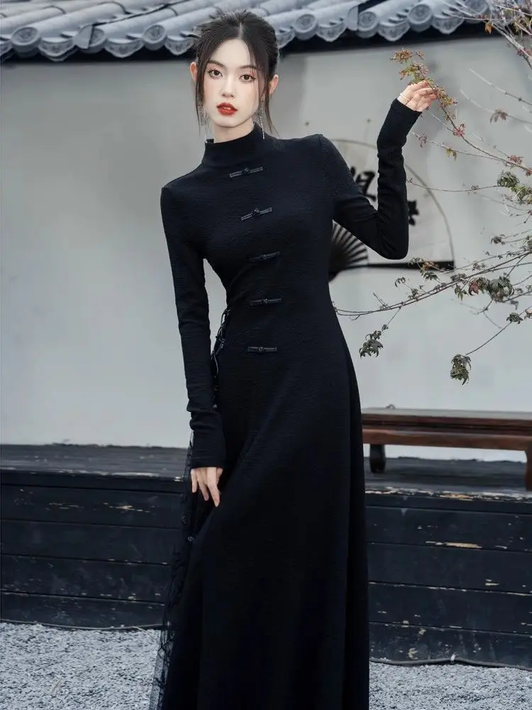 2024 New Autumn And Winter New Chinese Style Retro Young Style Temperament Slimming Girl Black Modified Black Cheongsam