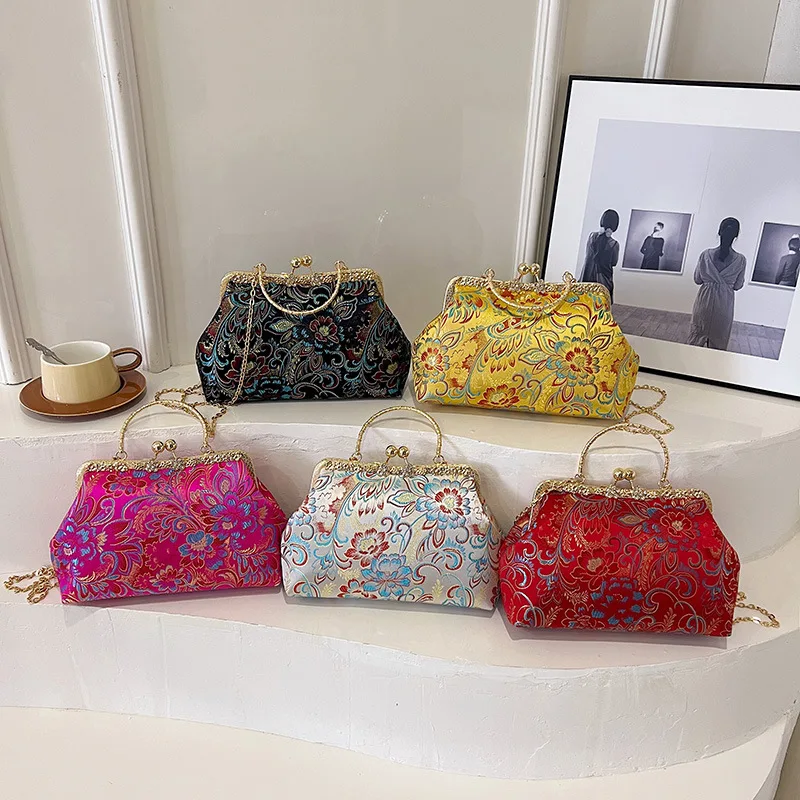 Vintage Shoulder bags for women New Embroidered Flower Satin Fabric purses and handbags Street Fashion Phone Pouch wristlet bag