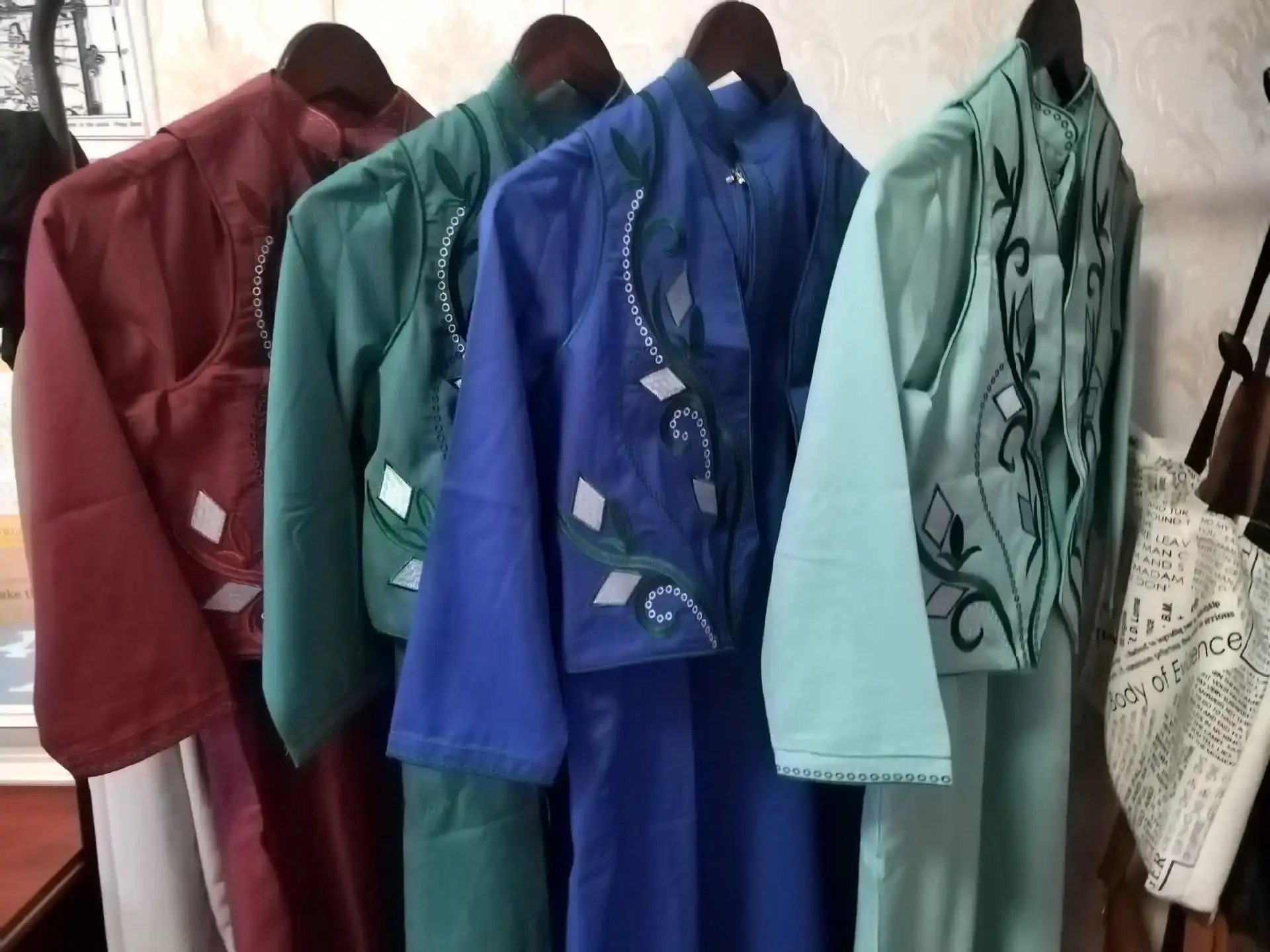 Muslim Boys Robe Vest Suit Children Embroidery Abaya Prayer Kaftan Ramadan Morocco Jubba Modest Islamic Dubai Saudi Abayas Thobe