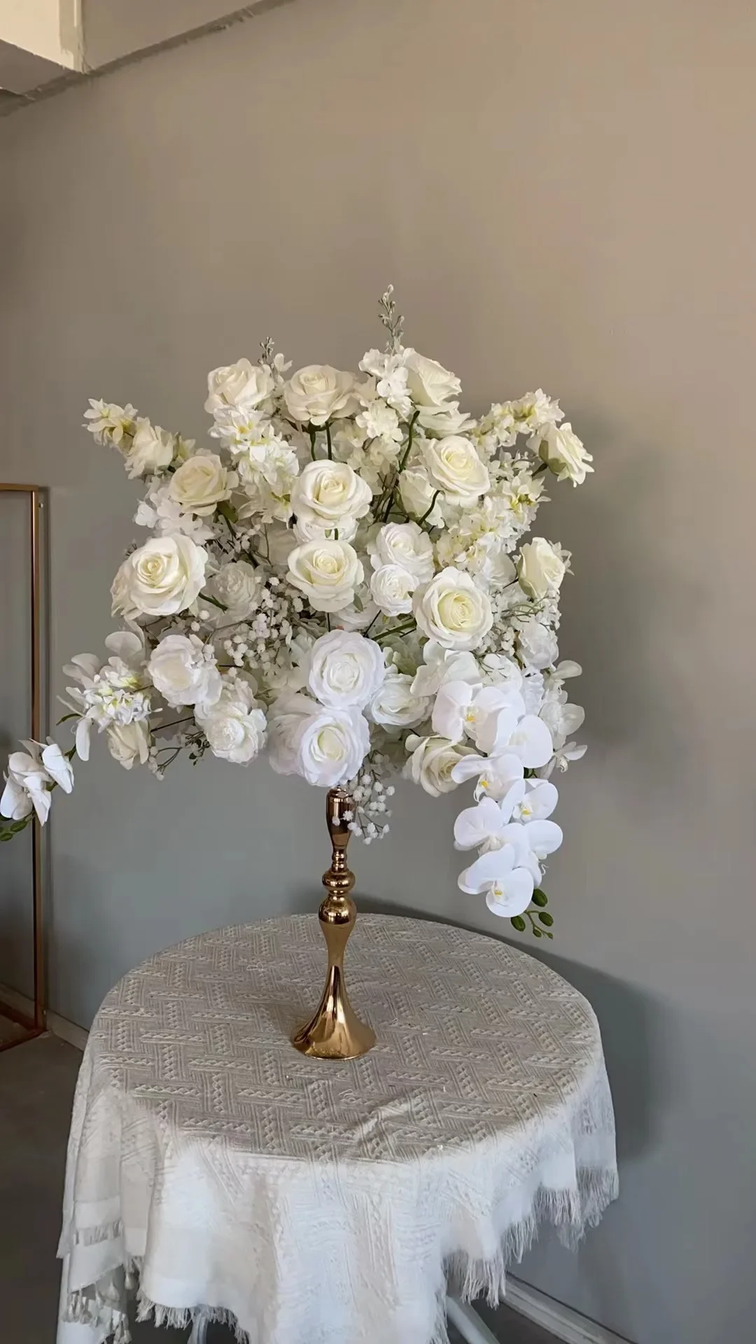 Maßgefertigter 40-80CM Künstlicher Baby-Breathe-Weißrosen-Orchideen-Blumenball für Hochzeitsdekoration, Gangführung, Blumenausstellung, Florale Kunst-Requisiten – Detail 5