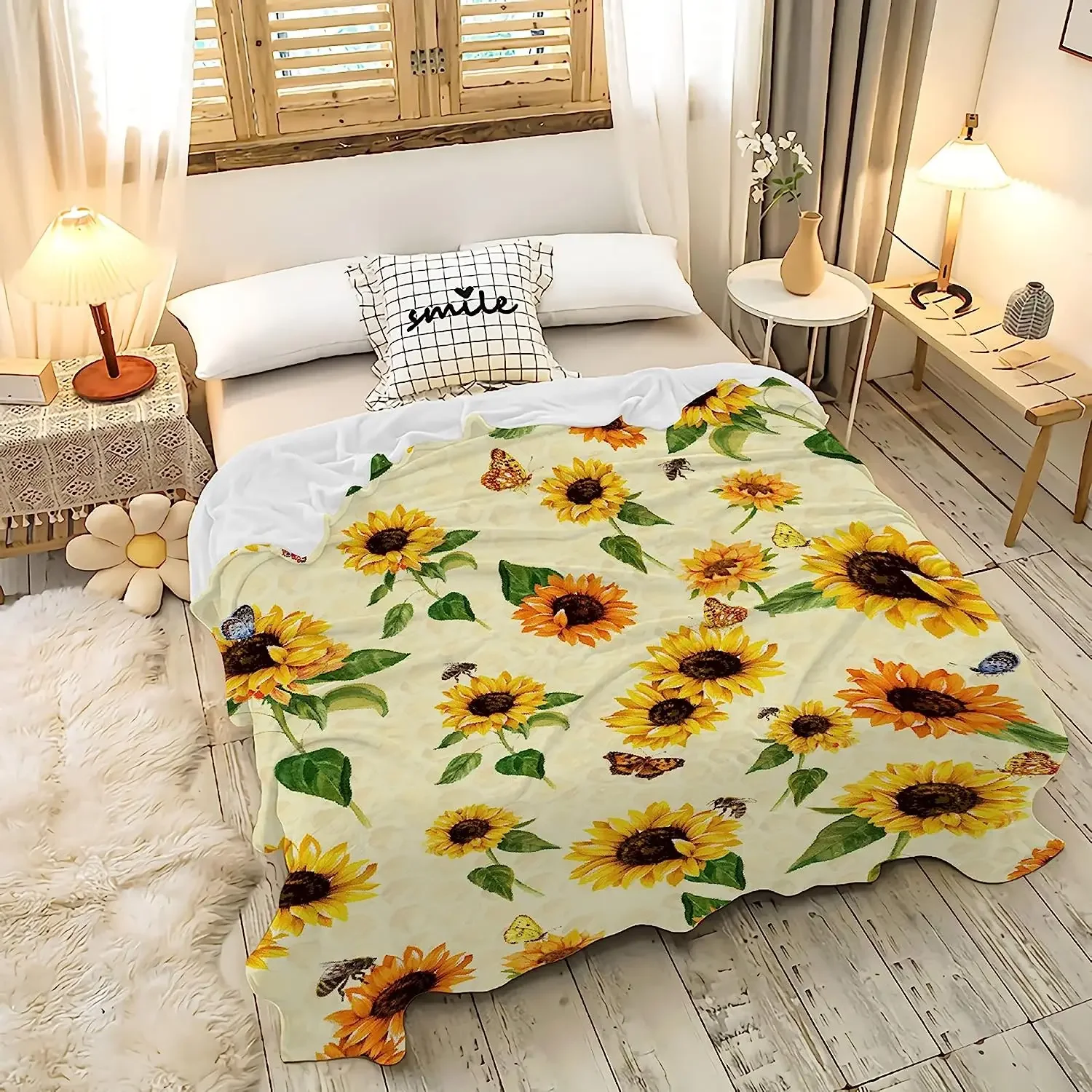 Sunflower Butterfly Flannel Throw Blanket Soft Comfortable Easy to Carry for Couch Office Outdoor Travel Suitable for