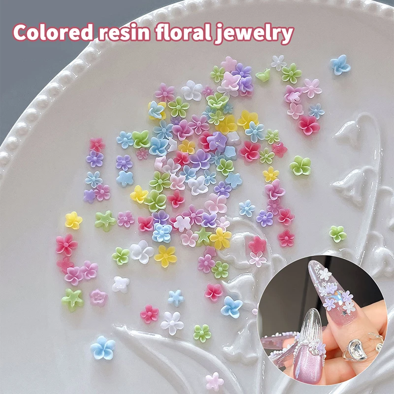 50Pcs สีสัน Frangipani เล็บ Charms 3D ห้ากลีบดอกไม้ตกแต่งสําหรับ DIY กดบนเล็บเล็บ Embellishments