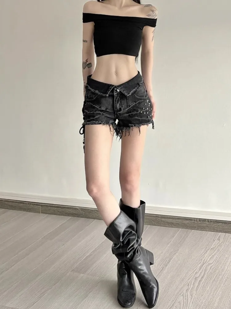 Women's Personality Street Hip-hop Style Flip-edged Low-waisted Denim Shorts Spring Summer Sexy Rivet Lace-up Beard-edged Shorts
